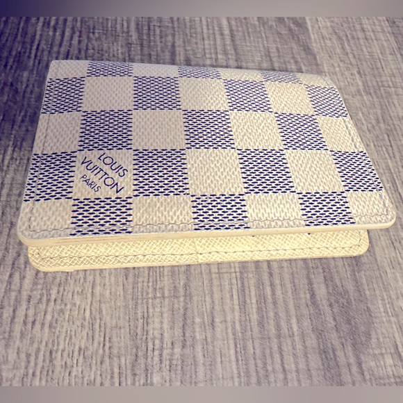 WOW POSHMARK - Authentic Louis Vuitton Damier Azur Wallet - Picture 10 of 16